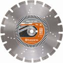 Husqvarna Vari-Cut S85 14-inch Segmented Diamond Blade Asphalt and Green Concrete